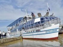 Katamaran als neue Touristenattraktion