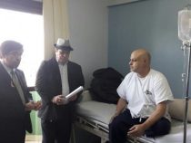 Wer hat da wohl seine Finger im Spiel?