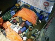 Barkasse läuft auf Grund