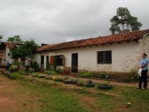 Bildung nur durch private Gelder