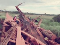 Abenteuer Paraguay: Holzbrücke stürzt ein