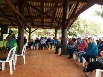 Protest gegen den Ausbau der Fernstraße 7