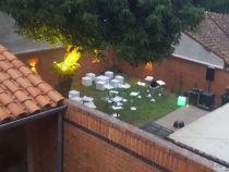 Am Tag ein Gästehaus, in der Nacht ein “Freudenhaus“