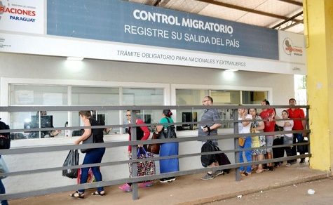 Studie zeigt: Höheres Bildungsniveau und bessere Lebensbedingungen bei Paraguays Migranten