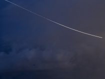 Ein Komet mit bloßem Auge sichtbar