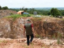 Operation gegen illegale Goldminen in Paso Yobai