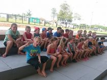 Kinder brauchen Abenteuer: Neue Wege beim Sportplatz in Independencia