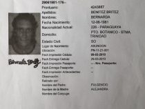Mordverdächtige flieht aus Polizeirevier und lässt ihr Baby zurück