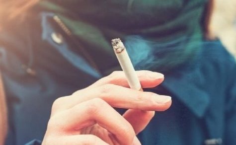 Nikotinsucht im Wandel: Wie E-Zigaretten das klassische Rauchen bei Jugendlichen ablösen