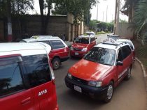 Taxifahrer im Einklang mit Uber