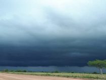 Höchste Alarmstufe: Erste Gewitter und Unwetter