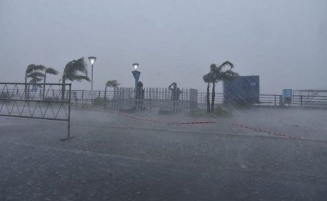 Meteorologiebehörde warnt vor Extremwetter: Dauerhafte Gewitterfront von Montag bis Mittwoch