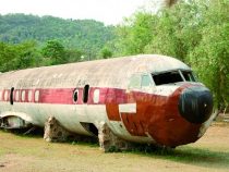 Das Flugzeug von Stroessner ruht in den Bergen von Pirayú