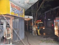 Kerze verursacht Brand im Schönheitssalon
