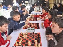 Schach im digitalen Zeitalter: Eine Schule der Geduld und Disziplin