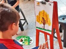 Illusionen von Kindern: Eine Stadt mit Bäumen