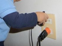 Dreijähriger stirbt durch Stromschlag