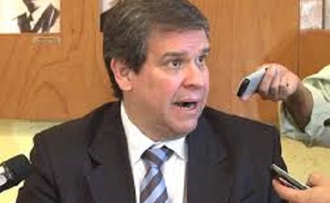 Erhöhung der Defizitobergrenze auf 4,5 % zur Begleichung von Staatsschulden