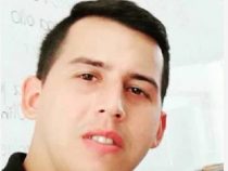 Junger Mann prangert Diskriminierung an, weil er keine Behinderung hat