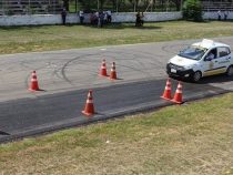 Fahrschule kehrt zurück