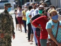 Die Polizei wird Fotos von Personen ohne Maske weiterleiten
