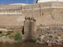 Schlachthof leitete Abwässer direkt in den Paraguay Fluss