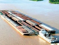 Schubverband kollidiert mit Boot: Halben Torso geborgen
