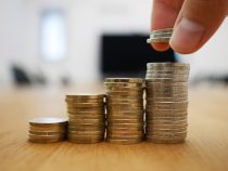 Versicherte fordern Geld des IPS Rentenfonds von der Basa-Bank abzuheben