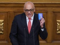Maduro-Anhänger bezeichnet Paraguayer als Diebe