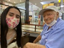 José Schaffer: Der Mann mit den Gehstöcken