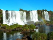 Eingebettet zwischen drei Ländern