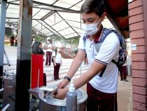 Man beklagt sich über das Aussetzen des Präsenzunterrichts