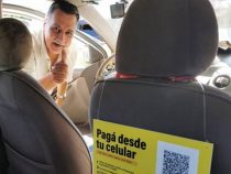 Taxifahrer akzeptieren Zahlungen mit QR-Technologie