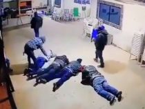 Überfall auf Bürgermeister: Razzien und mehrere Inhaftierte, darunter ein Polizist