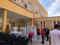 Was für ein Theater