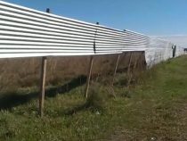 Etwa 600 Blechplatten vom Bauzaun gestohlen