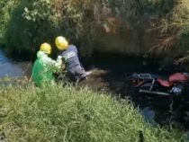 Mit gestohlenem Motorrad auf der Flucht und dann im Bach ertrunken