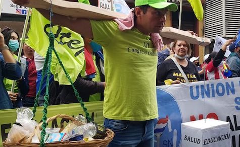 Lehrkräfte drohen mit landesweitem Streik, wenn die Regierung ihr Lohnangebot nicht verbessert