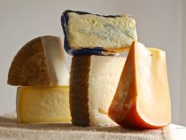 Ostern in Piribebuy: Zuckerrohrschnaps, Käse und Moringa