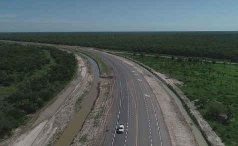 Erste Asphaltierung im letzten Abschnitt des Biozeanischen Korridors im Chaco