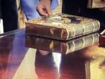 Das “Goldene Buch“: Es kommt in ein Museum und könnte Schatzsucher anziehen