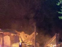 Blitzschlag setzt Haus in Brand