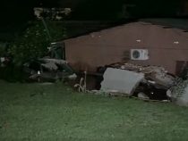 Mauer stürzt nach Unwetter ein und führt zum Tode einer Person