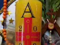 Wussten Sie, was die Symbole der Osterkerze bedeuten?