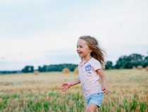 Wie man in schwierigen Zeiten glückliche Kinder erzieht