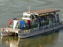 Katamaran neue Touristenattraktion im Dreiländereck