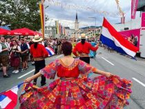 Paraguayische Folklore auf dem größten Volksfest Österreichs
