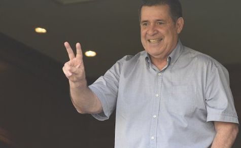 Horacio Cartes wurde ein Herzschrittmacher implantiert – Aufwachphase aus der Sedierung beginnt