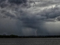 Drei Tage Unwetter-Alarm: Starkregen und Überschwemmungsgefahr in Paraguay