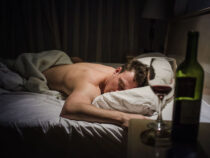 Er soll aus dem Bett gefallen sein